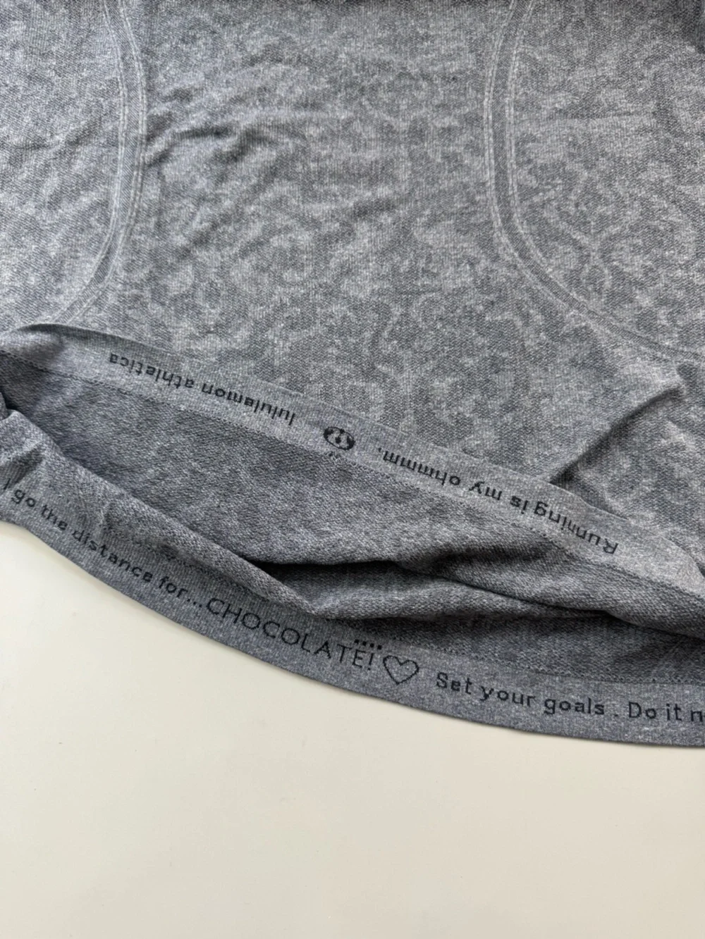 Lululemon Swiftly Tech SS Print Top Womens Gray Heathered Size 8